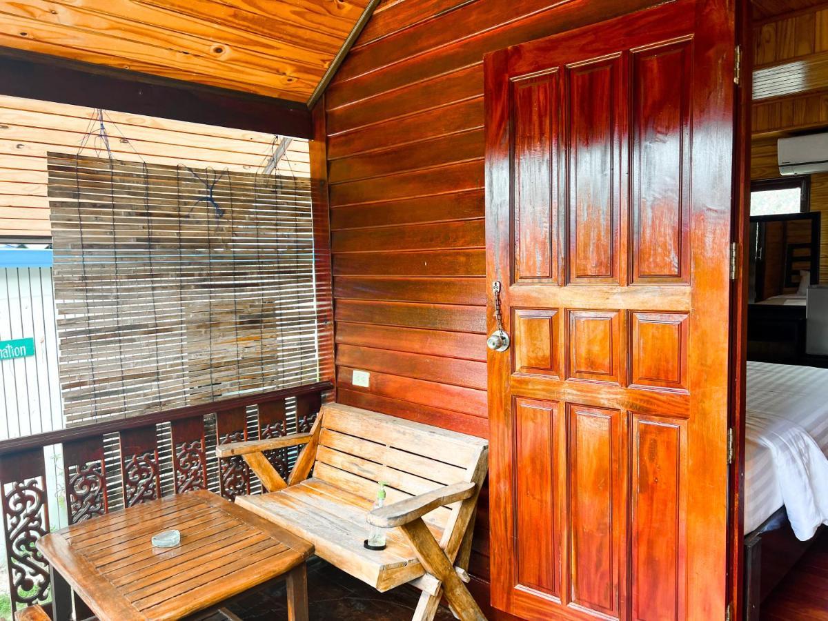 Ibiza Bungalows Haad Yao Exterior photo